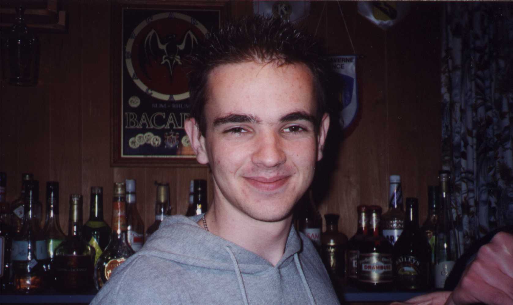mat.jpg (81914 bytes)